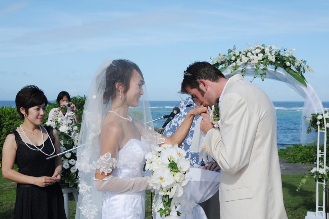 Album of the Honeymoon Photo Shoot taken by Avenir - wedding