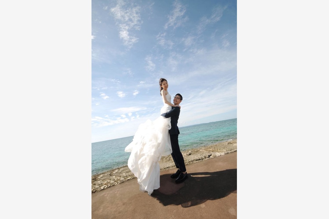 Album of the Wedding, Bridal taken by Avenir - Beach Photo wedding