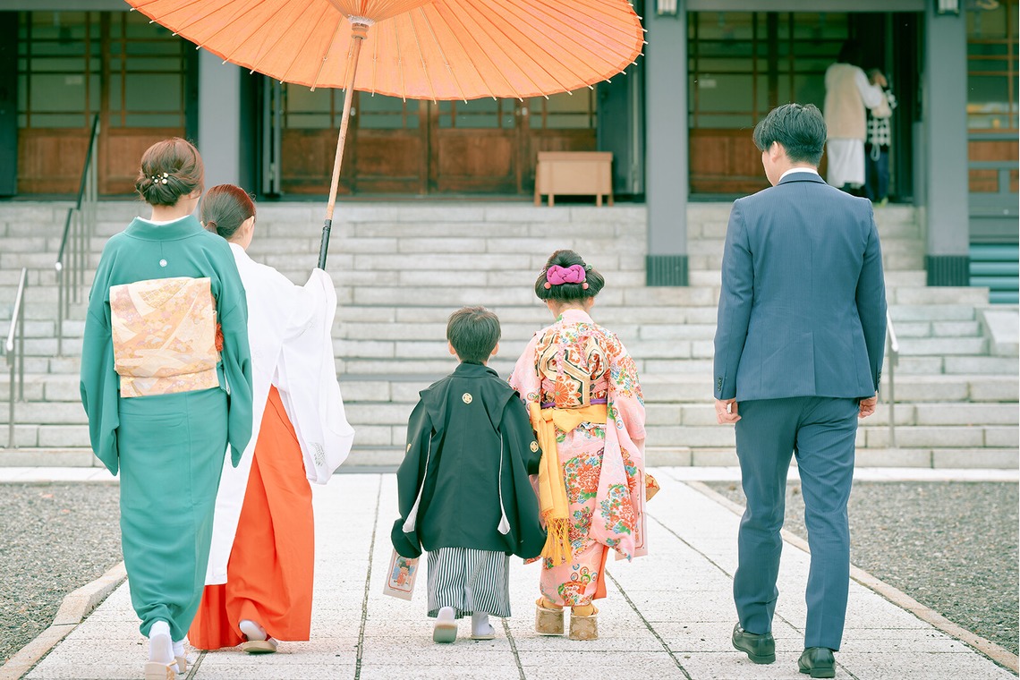 イチフォトが出張撮影した家族写真(キッズ,ベビーフォト)などが写った「お子様の作例」の家族写真