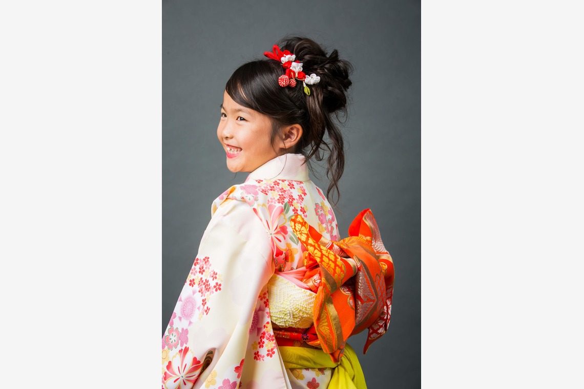 Nobuhiro Toyaが出張撮影した家族写真(キッズ,ベビーフォト)などが写った「七五三フォト@エミリィ代官山スタジオ」の家族写真