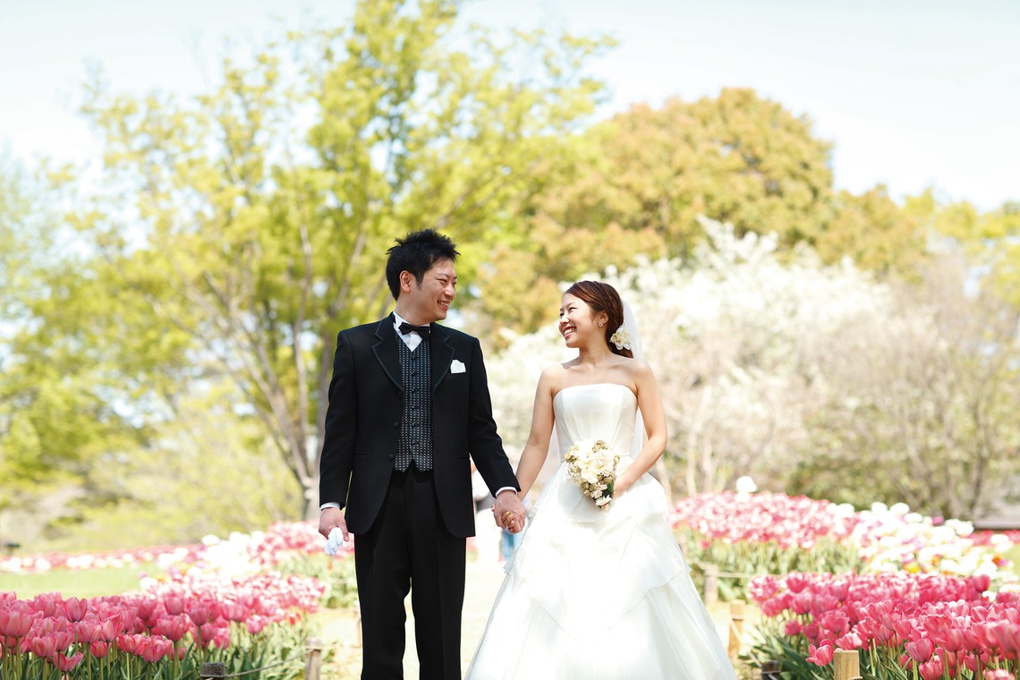 ほんとうにかわいい結婚写真ecoo（エクー）が撮影した写真のアルバム「ロケーション/洋装」