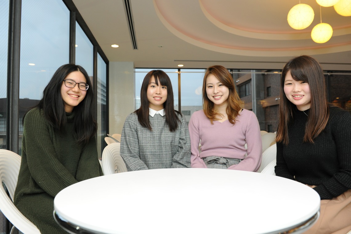 藤尾輝弘/フォトオフィスバドが撮影した「大学案内」の写真