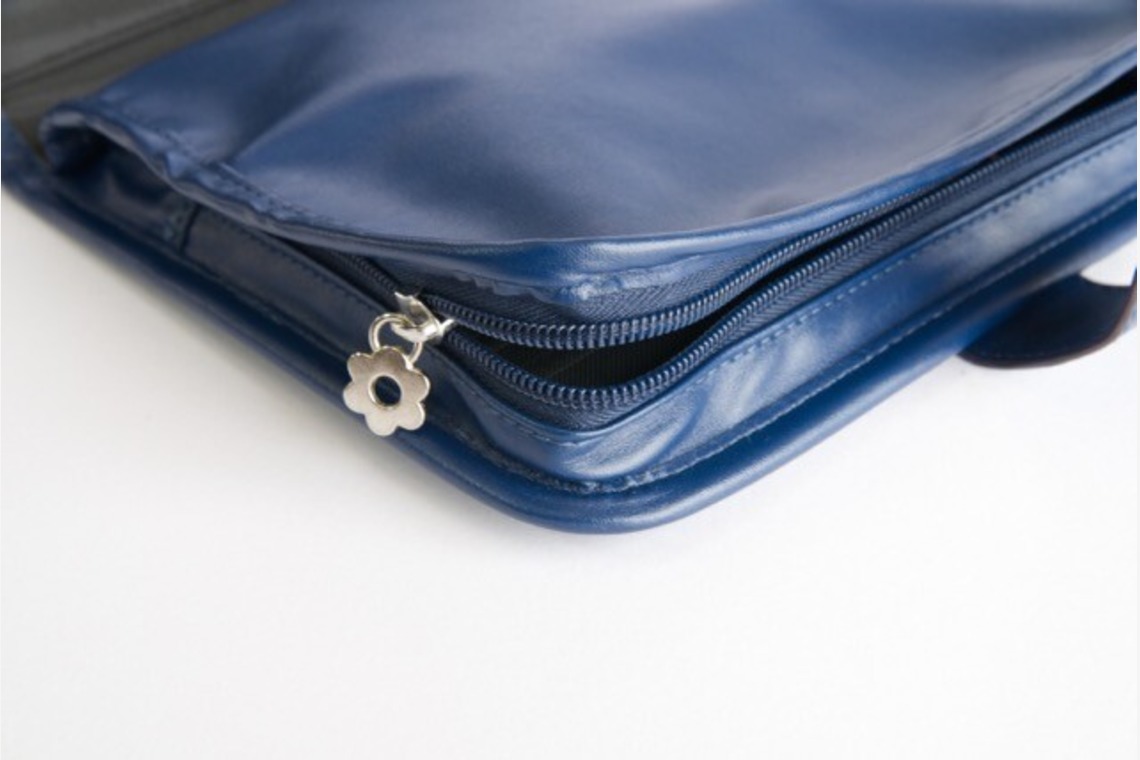 樋上　将太が撮影した「ECサイト用母子手帳商品撮影」の写真