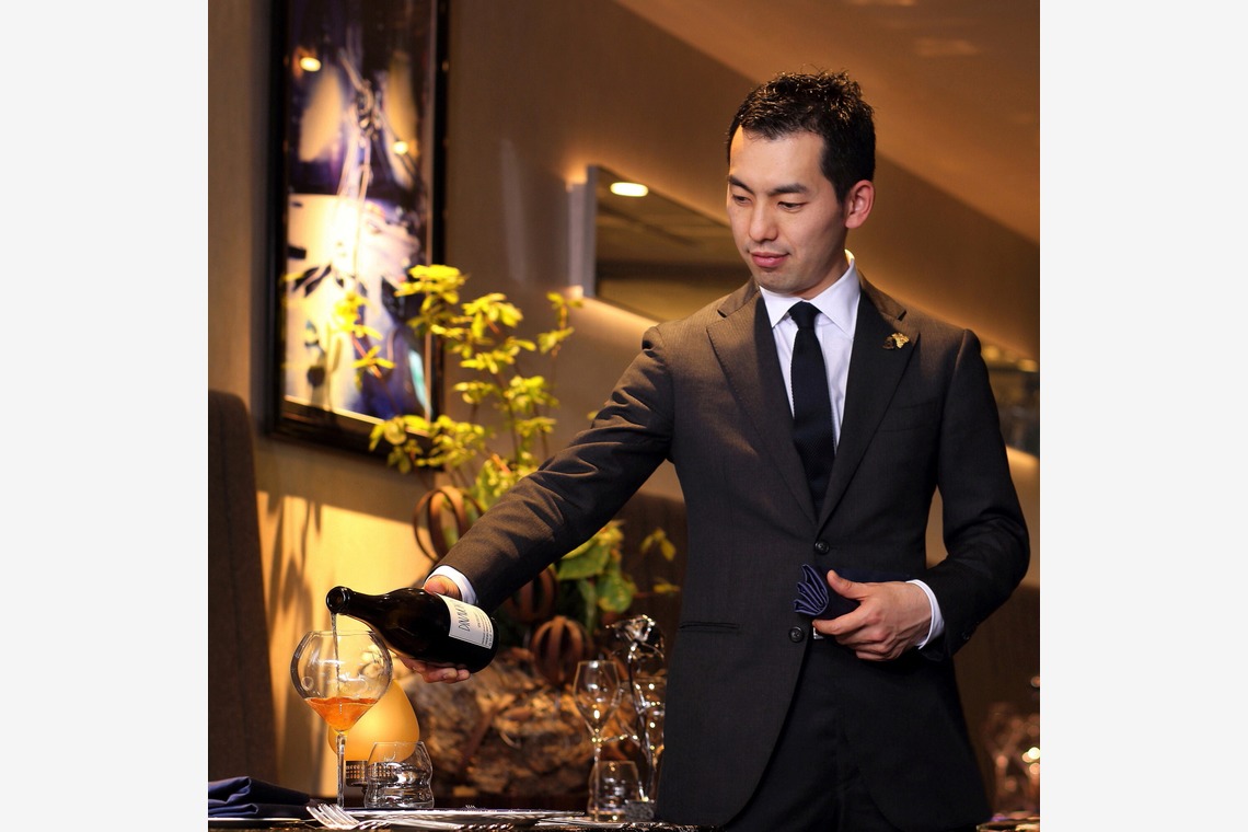 森安　照が撮影した「ホテル・レストラン（料理・ワイン・シャンパン・シェフ・ホールスタッフ・内観・イメージカット）」の写真