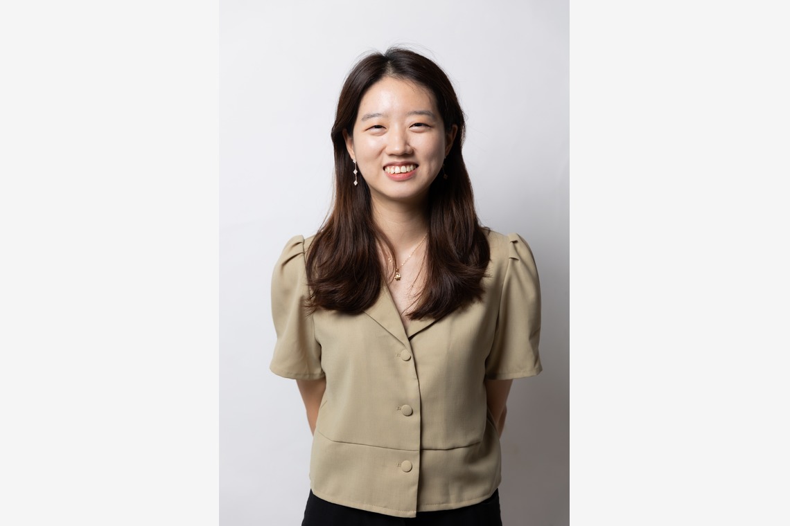 眞田 厚司が撮影した写真のアルバム「ビジネスポートレート」