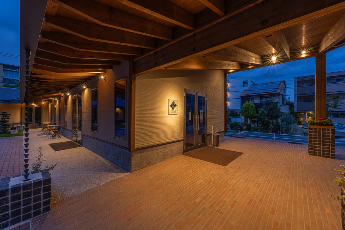 株式会社マルビシが撮影した写真のアルバム「南山教会」