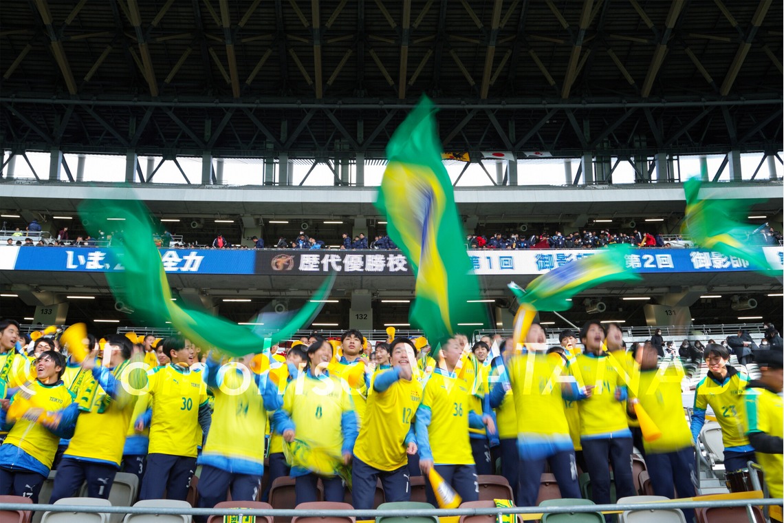 Tomohisa Watanabeが撮影した写真のアルバム「スポーツ　高校サッカー　TEIKYO Canaria Eleven」