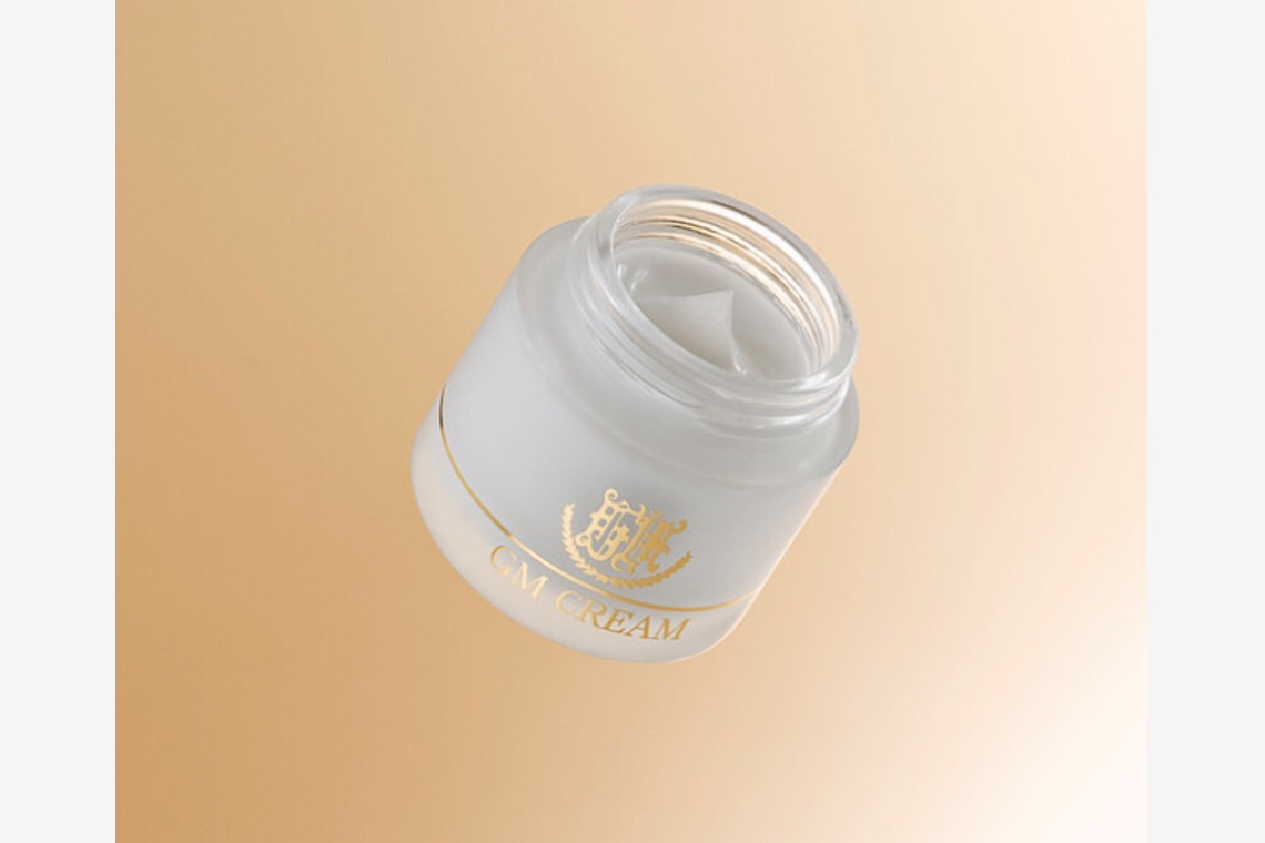 有限会社　澤田スタジオが撮影した「化粧品」の写真