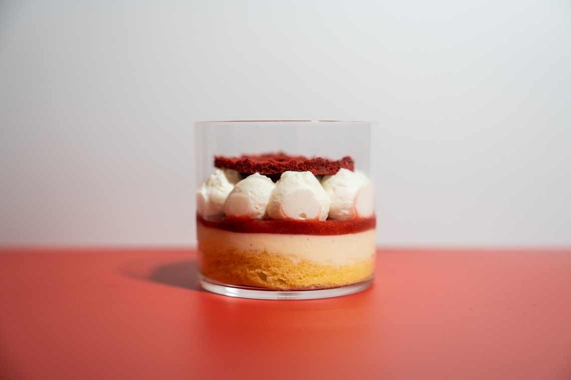 古口悠が撮影した写真のアルバム「洋菓子店EC用撮影」