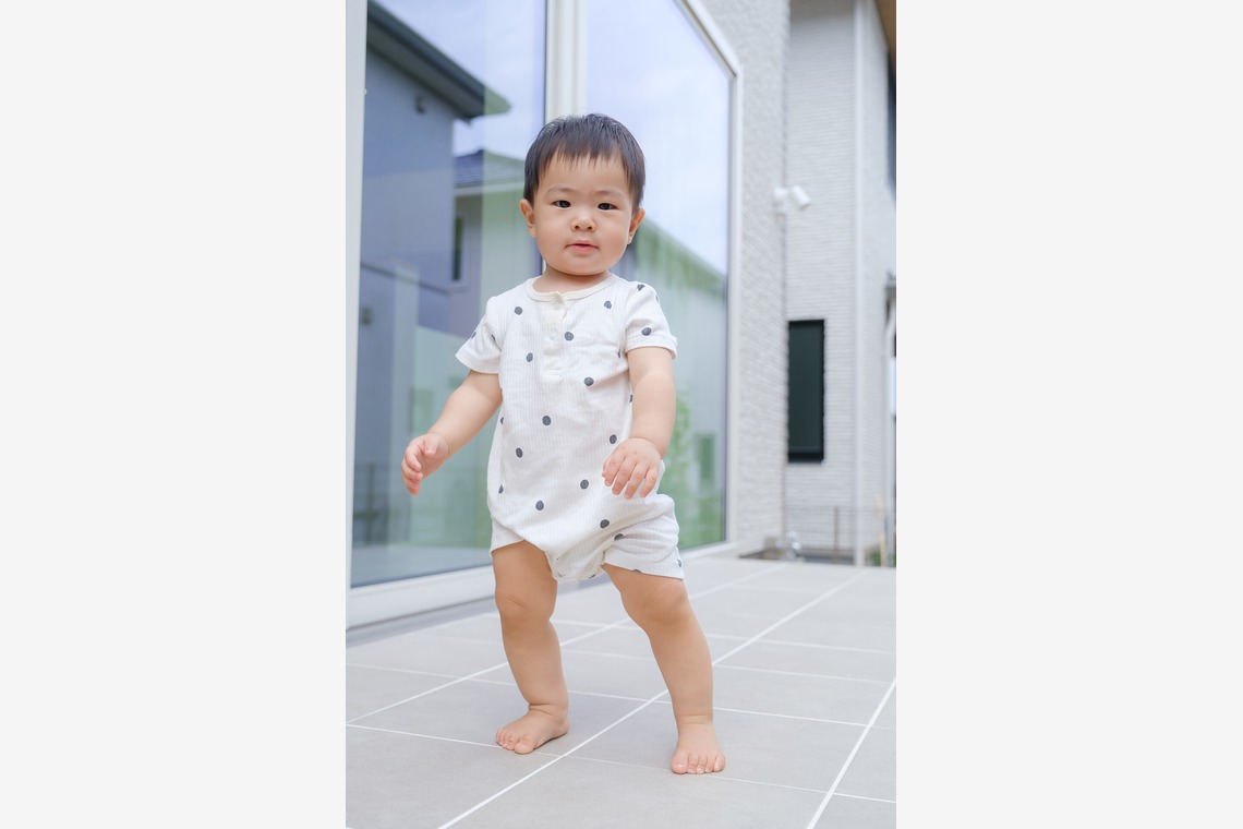 高夏写真店が出張撮影した家族写真(キッズ,ベビーフォト)などが写った「家族写真の撮影」の家族写真