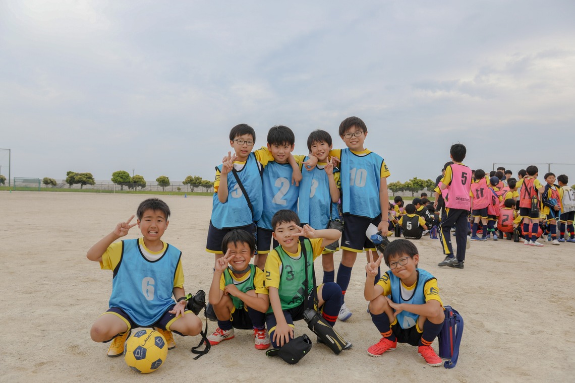 黒島倫夫が撮影した写真のアルバム「スクールフォト」