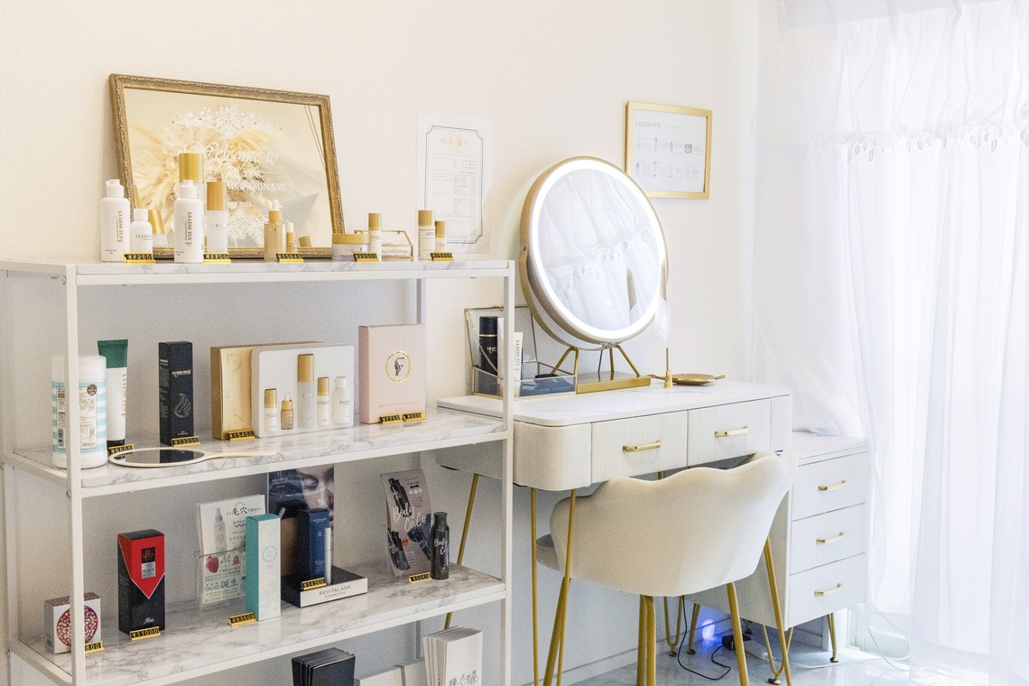 柿元写真事務所が撮影した「ビューティーサロン」の写真