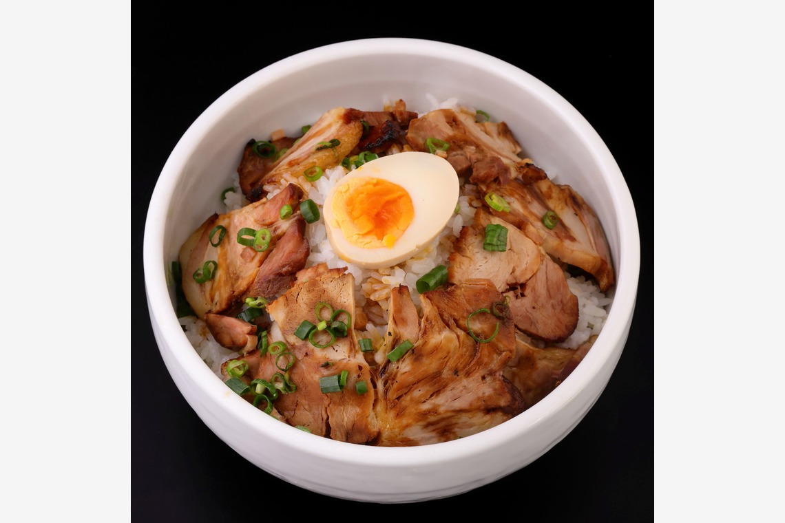 森安　照が撮影した写真のアルバム「みそラーメン・ラーメン・チャーシューメン・つけ麺・油めん」