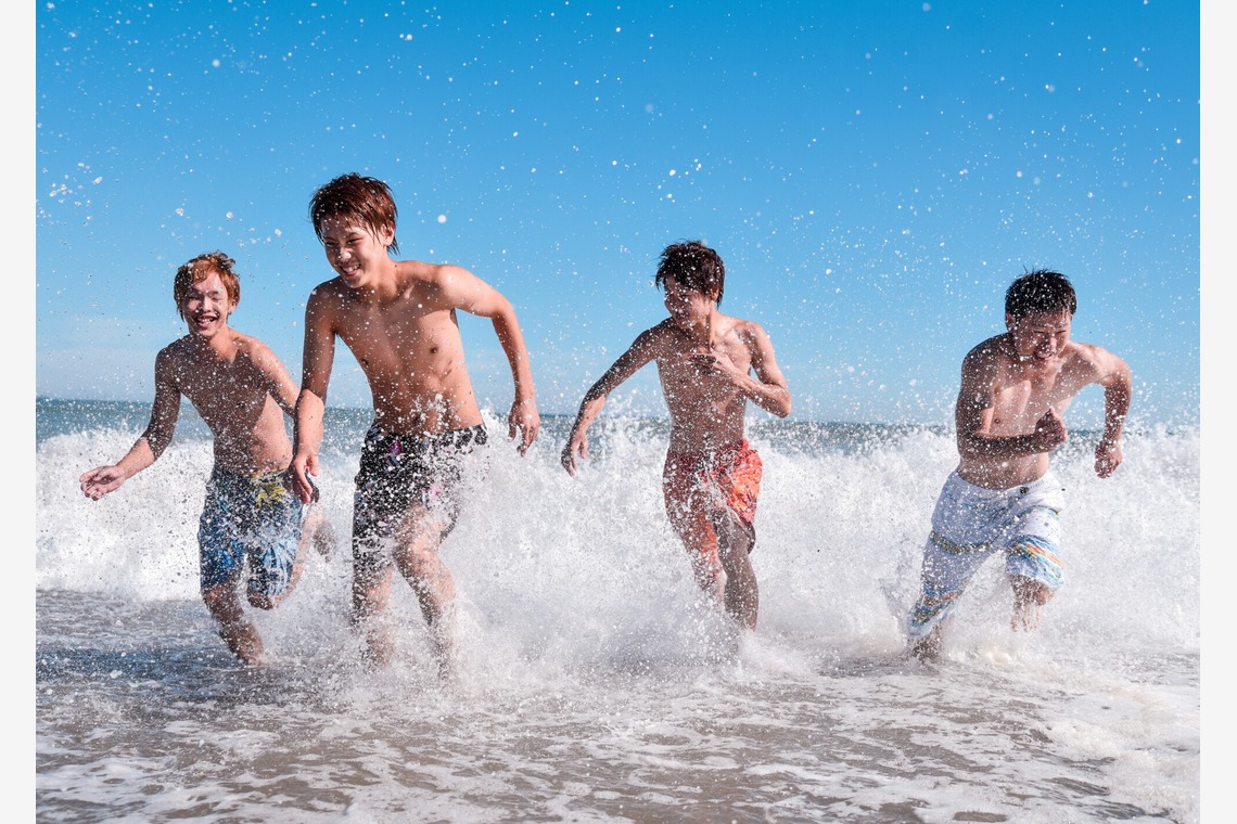 吉原規仁が撮影した写真のアルバム「仲間の想い出記念写真」