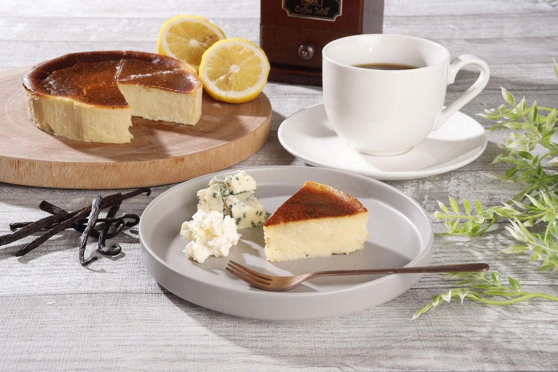 日高恵が撮影した「自宅スタジオ」の写真