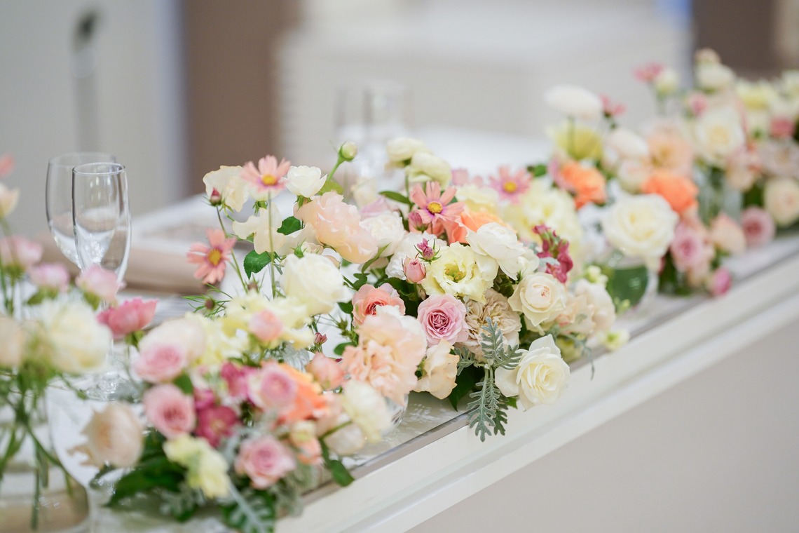 ARAI MAGICが撮影した「テーブル装花（結婚式/披露宴会場）」の写真