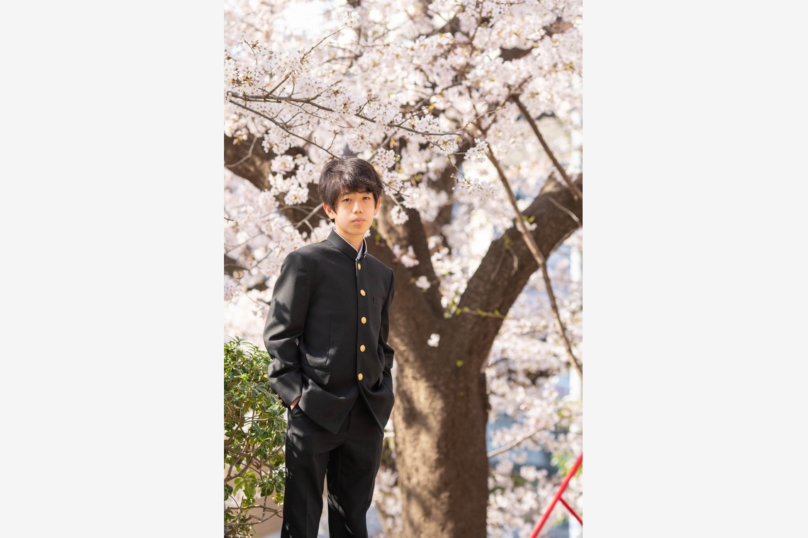 スタジオαが出張撮影した家族写真(キッズ,ベビーフォト)などが写った「入学式・卒業式」の家族写真