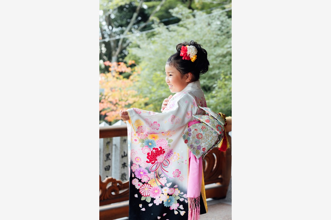 出張撮影くろさわが出張撮影した家族写真(キッズ,ベビーフォト)などが写った「七五三」の家族写真