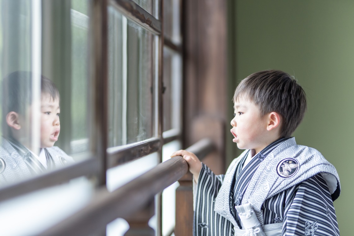 根兵一生が出張撮影した家族写真(キッズ,ベビーフォト)などが写った「七五三、ロケーション撮影」の家族写真