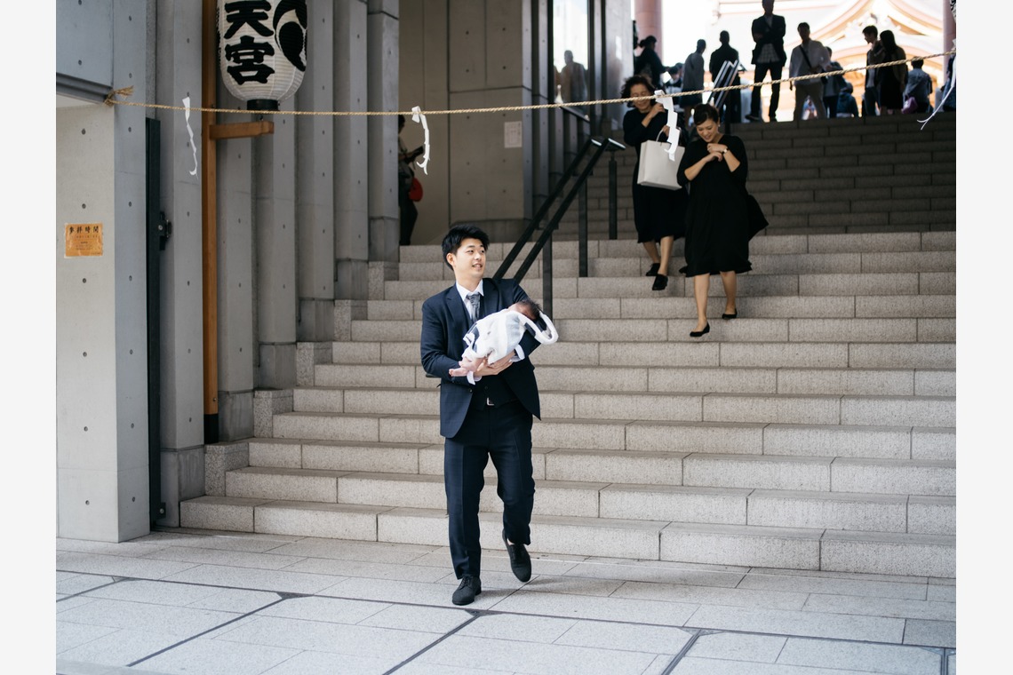 植村由理が出張撮影した家族写真(キッズ,ベビーフォト)などが写った「お宮参り　＠水天宮」の家族写真