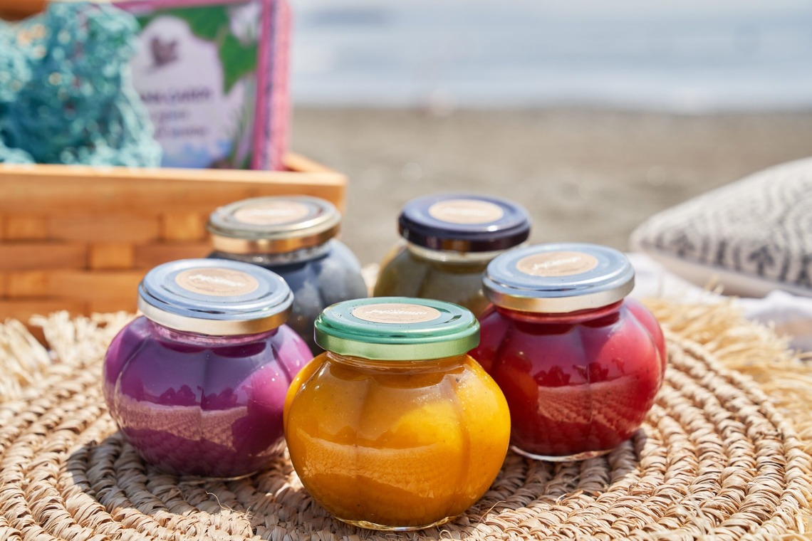 坂元寿行が撮影した写真のアルバム「ポタージュ撮影」