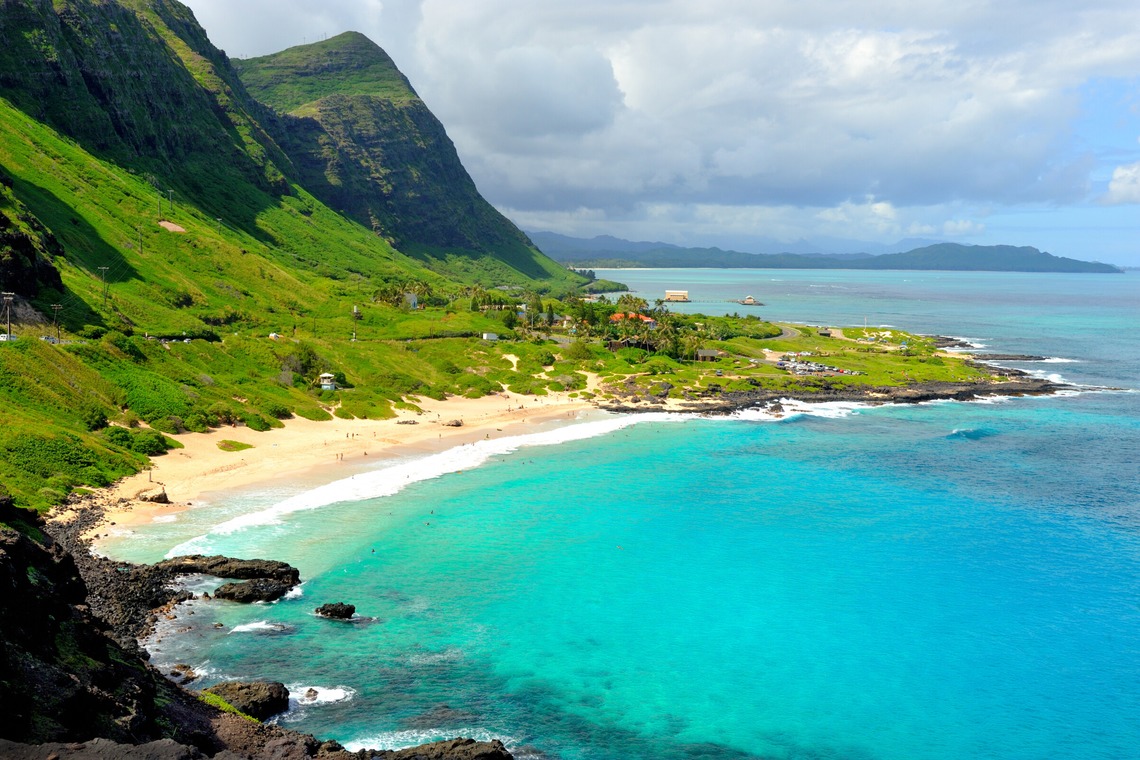 マイクロコズム合同会社