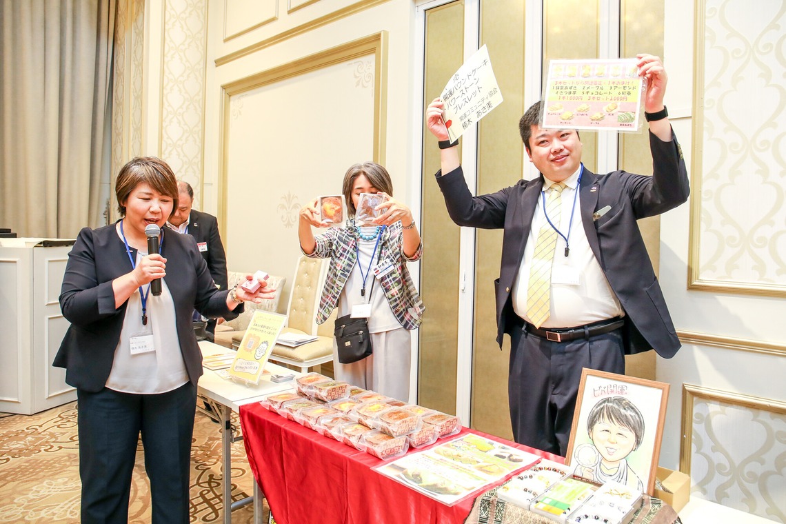 なかがわさとみが撮影した「ビジネス交流会の写真撮影」の写真