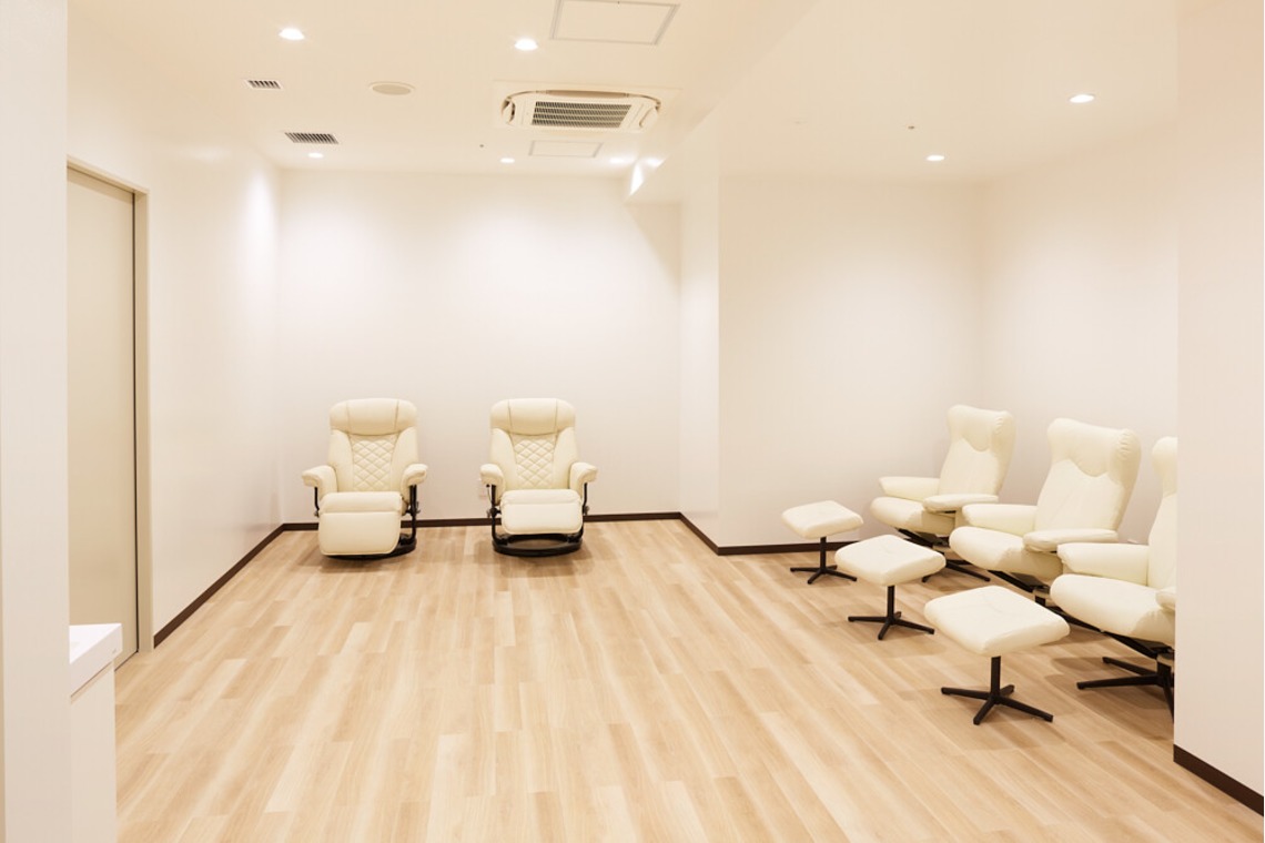 岩瀬泰治が撮影した「内観写真」の写真