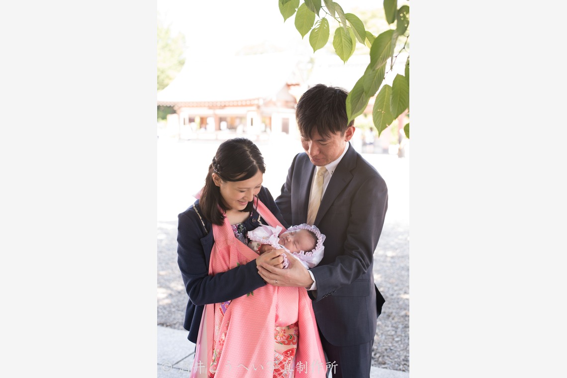 酒井こうへい写真製作所が出張撮影した家族写真(キッズ,ベビーフォト)などが写った「お宮参り・池上本門寺」の家族写真