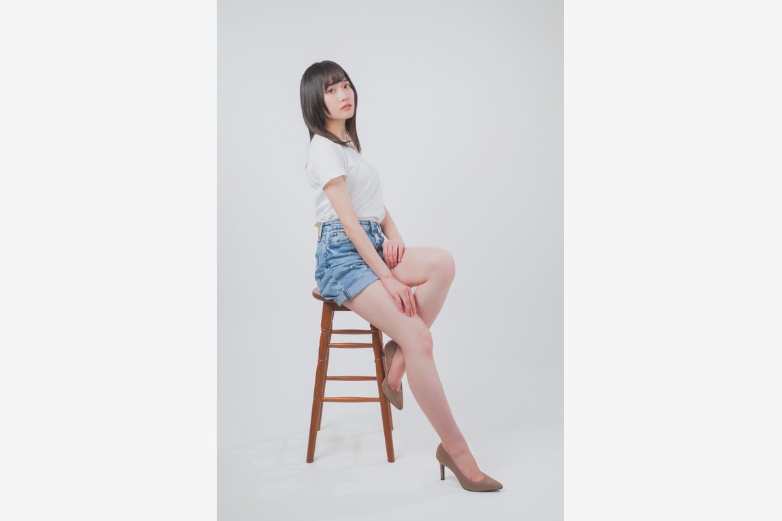 スタジオ日々喜が撮影した写真のアルバム「プロフィール・宣材写真」