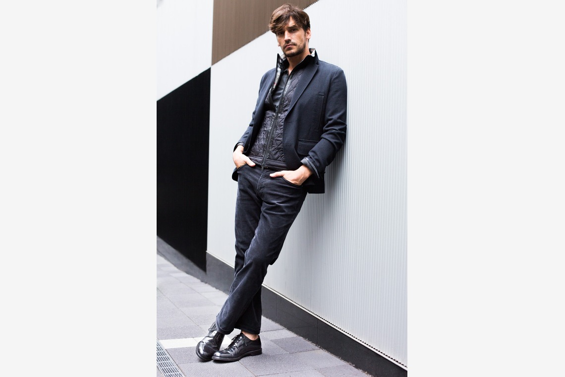 恩田拓治写真事務所が撮影した「アパレル撮影」の写真