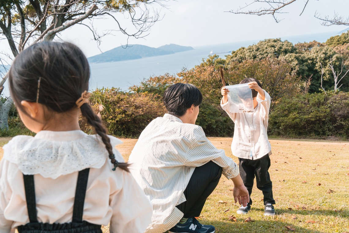 日下翔太郎が撮影した「屋外でのお子様メインの家族写真」の写真