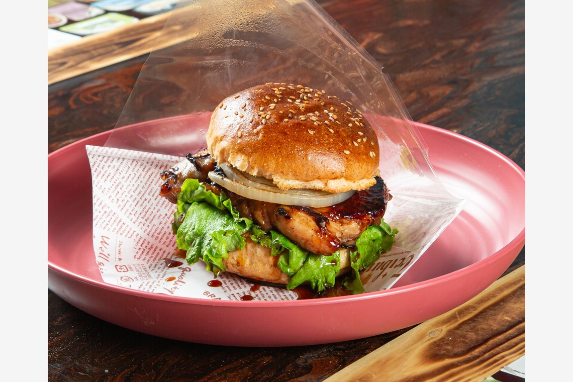 studio aluc ~スタジオ アルク~が撮影した写真のアルバム「クラフトハンバーガー」