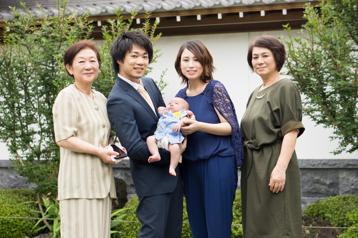 出張撮影サービス　kuro NICO cameraが出張撮影した家族写真(キッズ,ベビーフォト)などが写った「お宮参り撮影@塩竈神社」の家族写真