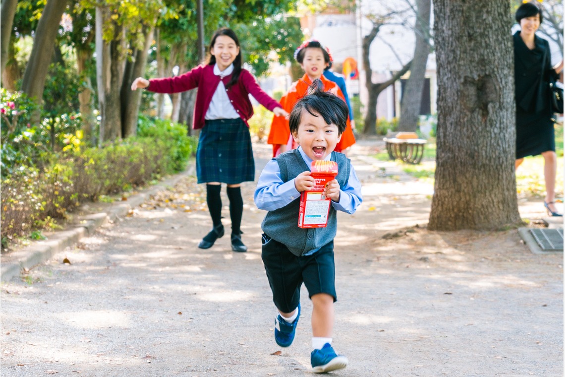Hatazawa Akihiroが撮影した写真のアルバム「Tokyo Shichigosan」