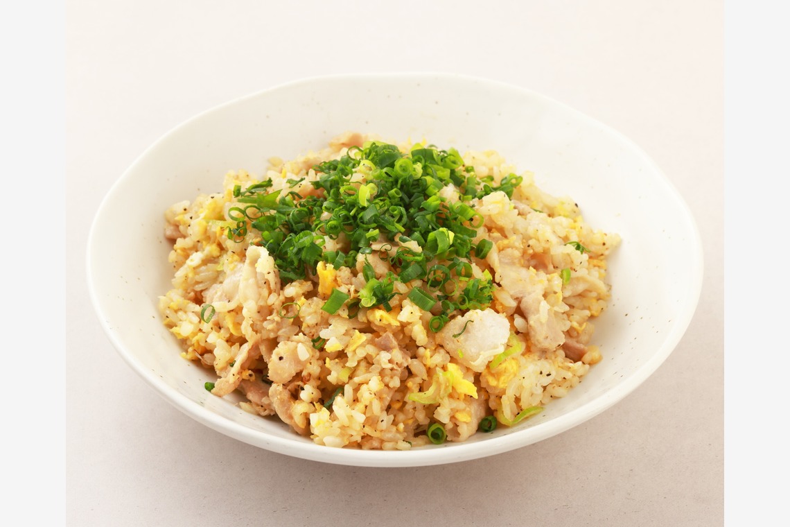 森安　照が撮影した「居酒屋さん・唐揚げ・おむすび・チャーハン・焼きそば・だし巻き卵」の写真