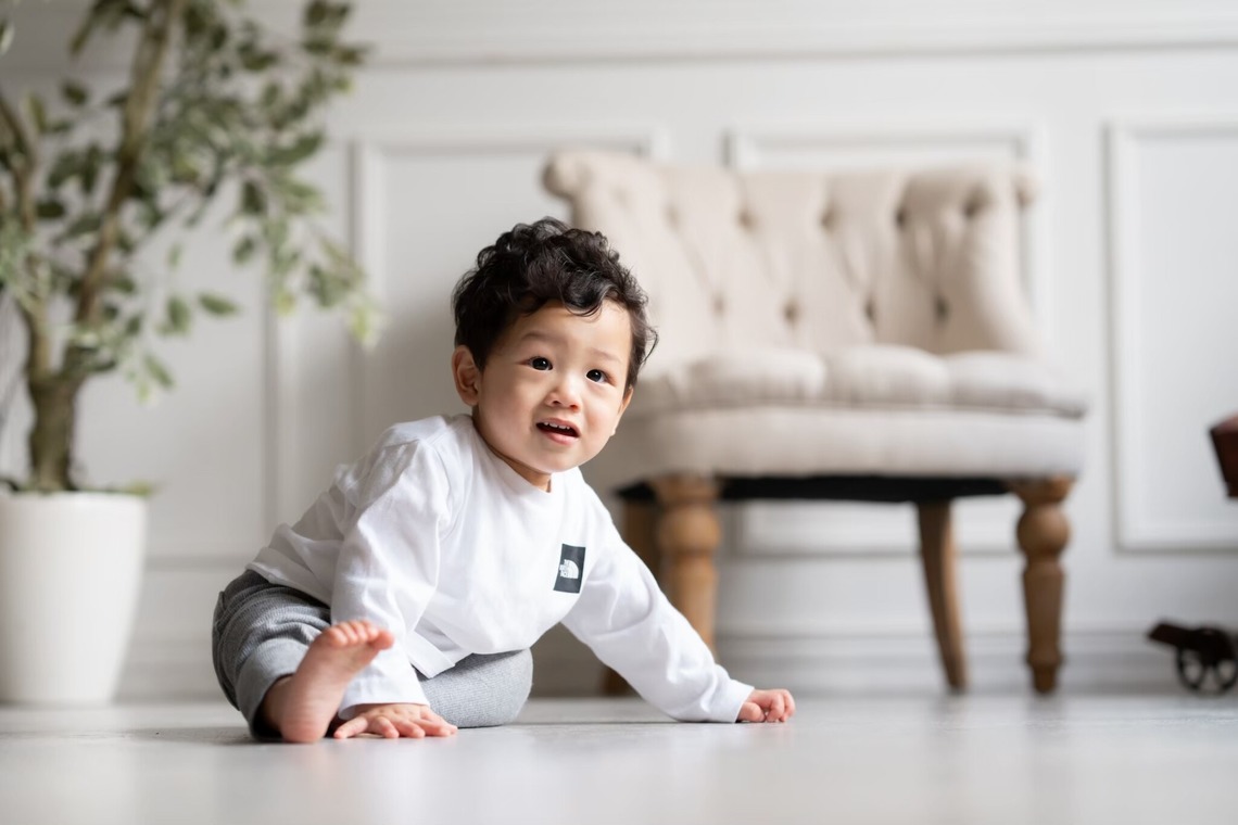 株式会社VISTA / VISTA Photographyが出張撮影した家族写真(キッズ,ベビーフォト)などが写った「バースデーフォト」の家族写真