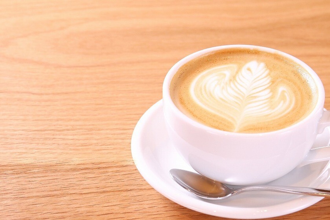 世登理恵が撮影した写真のアルバム「カフェ」