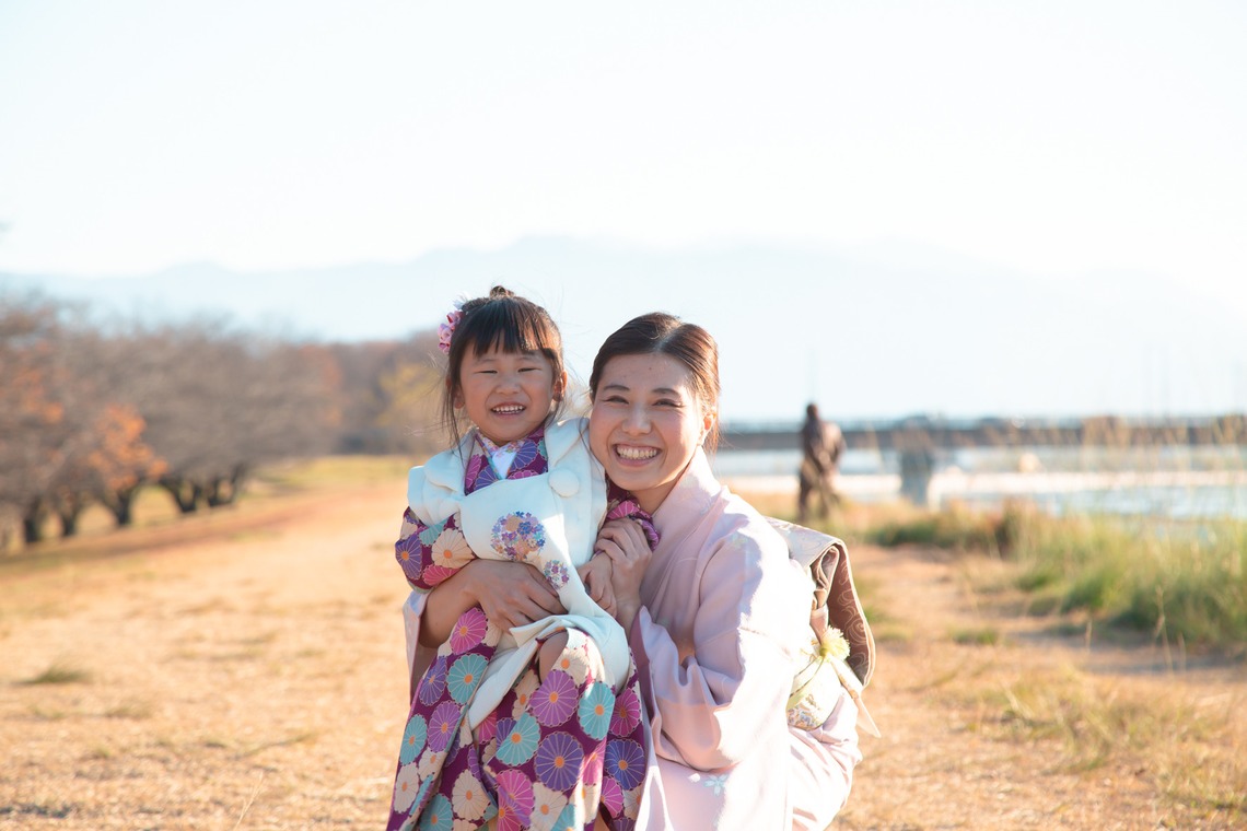 ゆのみふぉとが撮影した写真のアルバム「七五三のお写真（人見知りの子供）」