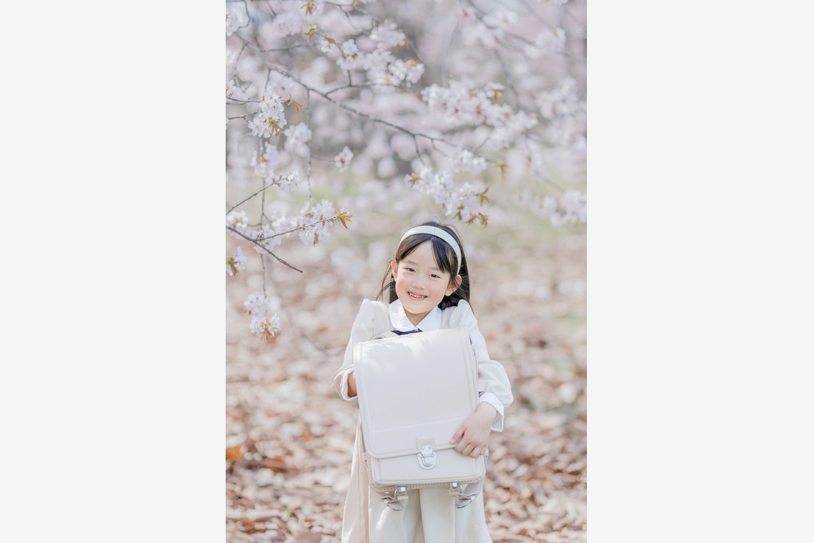 平栗玲香が撮影した写真のアルバム「入学写真」