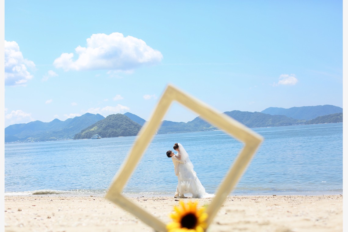 KIKIウェディングが撮影した写真のアルバム「青い海」
