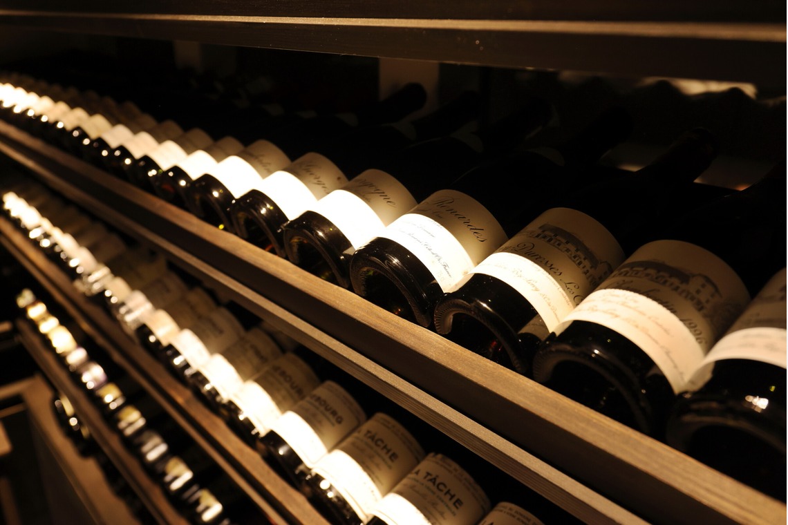 森安　照が撮影した「ワイン・シャンパン・レストラン内観・イメージカット」の写真