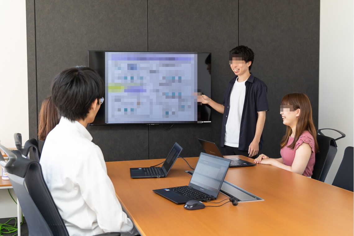 世登理恵が撮影した「会社撮影」の写真