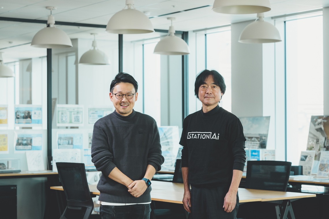 丹野雄二が撮影した写真のアルバム「インタビュー」