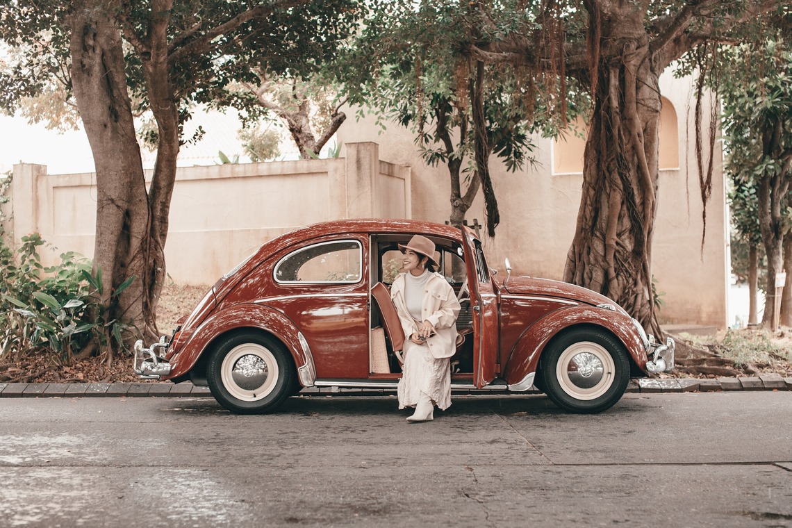 石井俊輔が撮影した写真のアルバム「Cars and Model Oki」