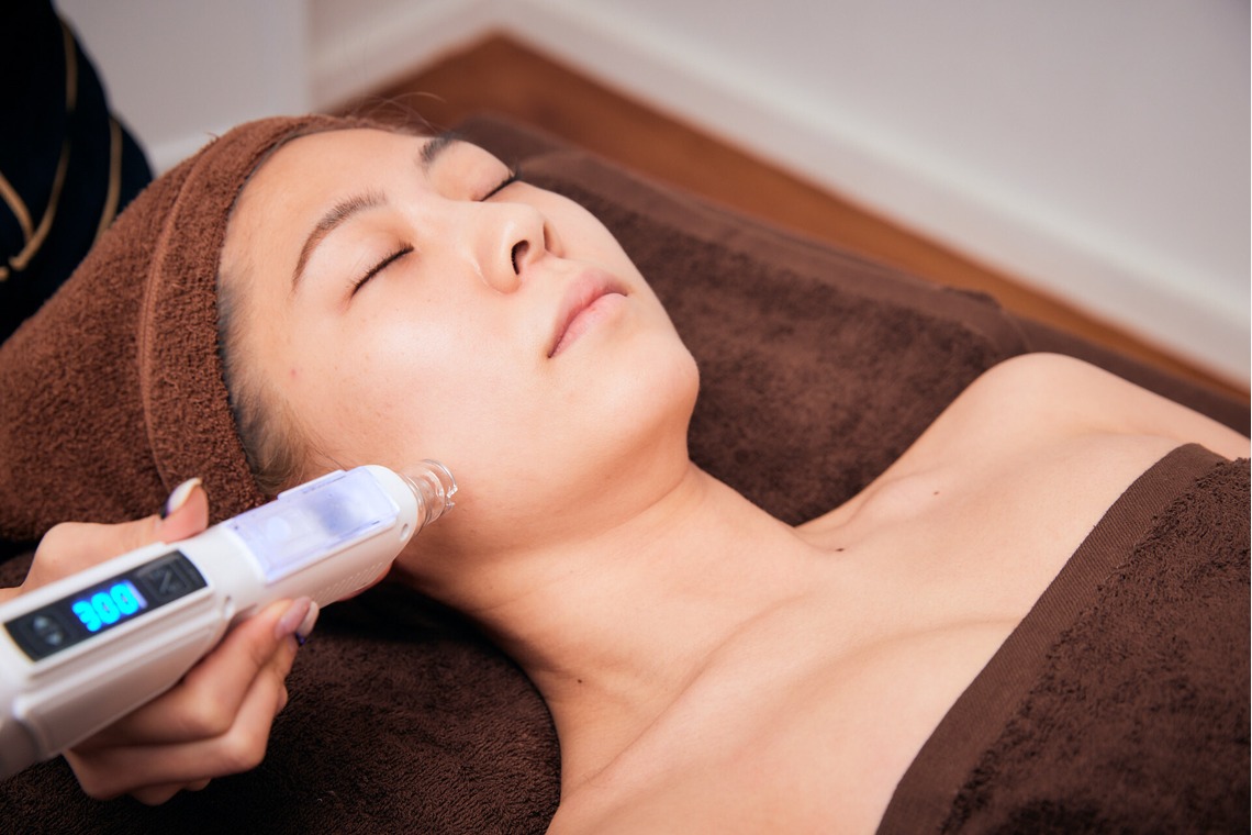 ケイムラナカが撮影した「サロン」の写真