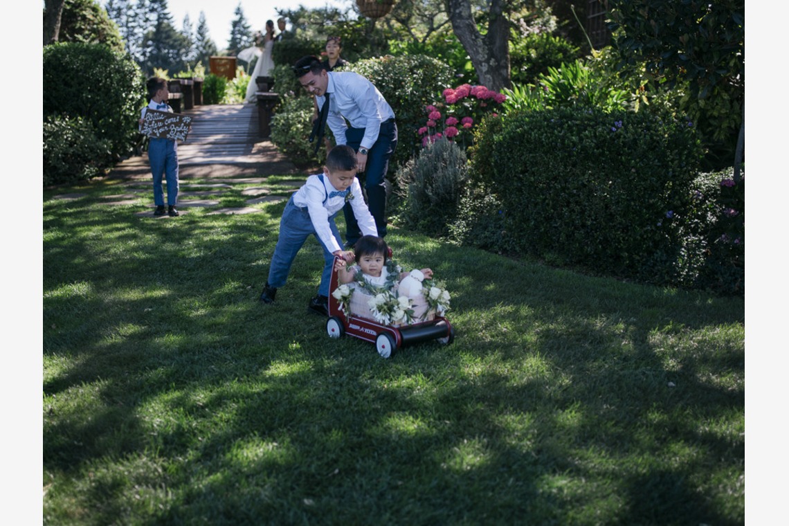 植村由理が撮影した写真のアルバム「マニエ＆ウィリー - 結婚式の日」