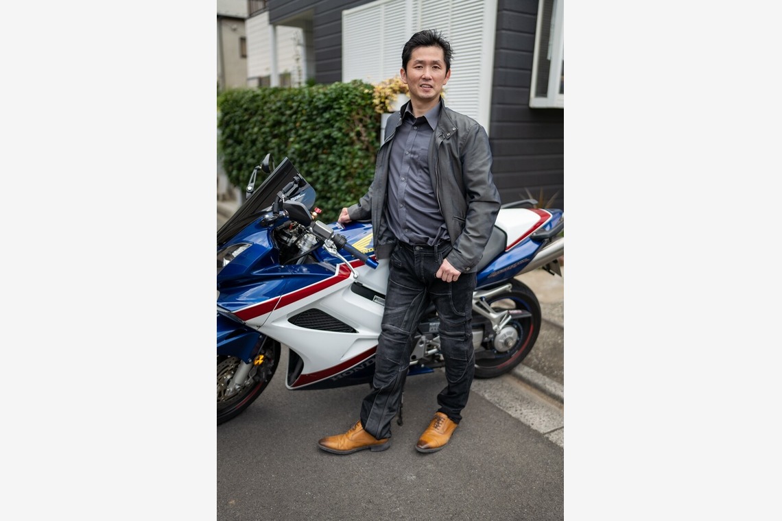 メンターポジションが撮影した写真のアルバム「男性女性」