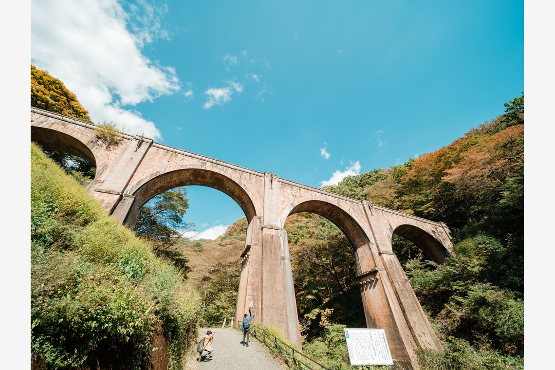 ワイヤリングが撮影した写真のアルバム「ビジネス」