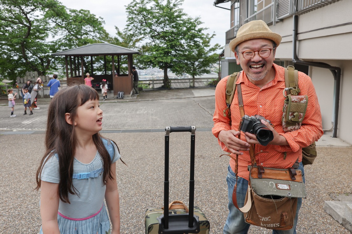 ちずカメラが撮影した「写真家　橘田龍馬さんの子供写真教室の様子」の写真